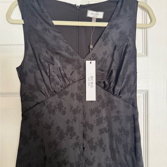 BCBG Black Floral V-Neck Dress satin effect - Picture 5 of 6
